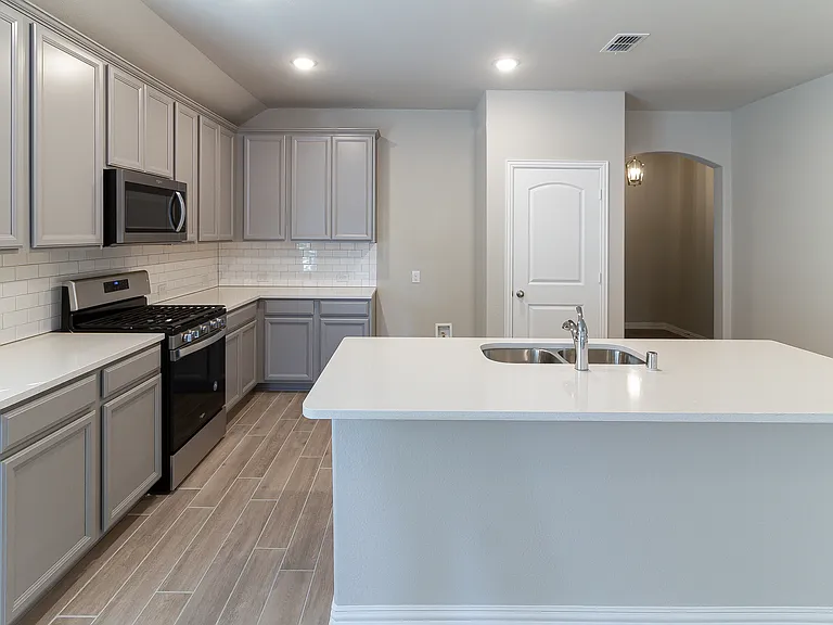3004 Teak Dr — Photo 12