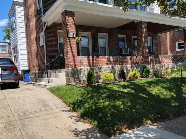 7022 Glenloch St, Philadelphia, PA 19135
