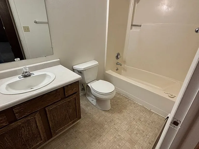 215 S 15th Ave #1-4 — Photo 30