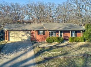 1121 E Davis Ave, Sapulpa, OK 74066