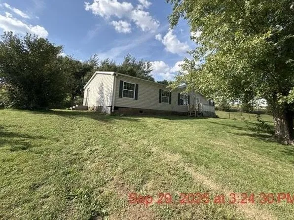3948 288th St, Persia, IA 51563