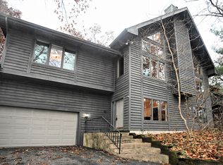105 S Merrivale Ave, Beverly Shores, IN