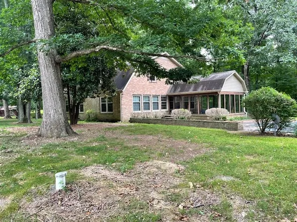 2719 Highway 41a S, Normandy, TN 37360