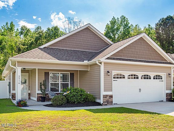 2nd image of 2516 Sawgrass Drive