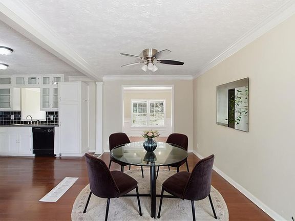 5th image of 2366 Flintrock Rd