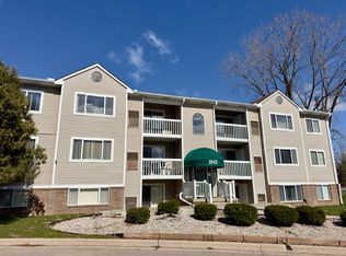 1923 Wood St APT 4, Lansing, MI 48912