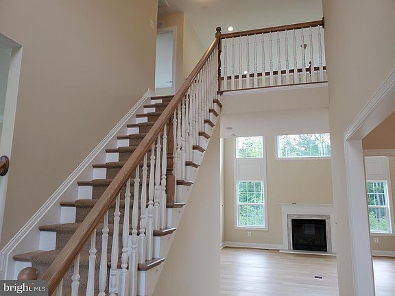 2nd image of 24002 Woodmore Dr