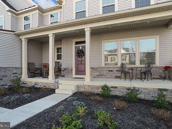 5th image of 9719 Blandwood Way