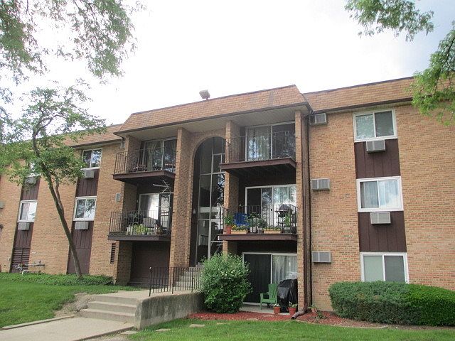 1st image of 1080 Knoll Ln #1-208