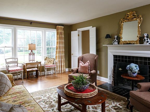 RealTourCast _ L Johnston _ 208 Gibson (