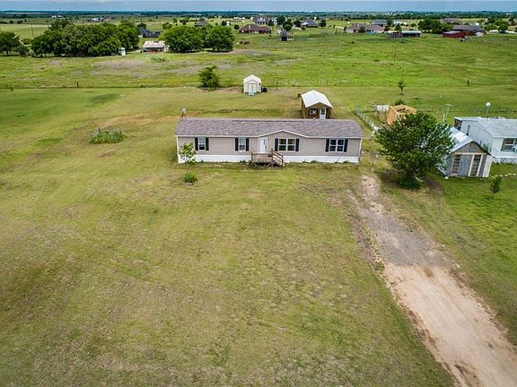 4th image of 1119 Country Acres Ct
