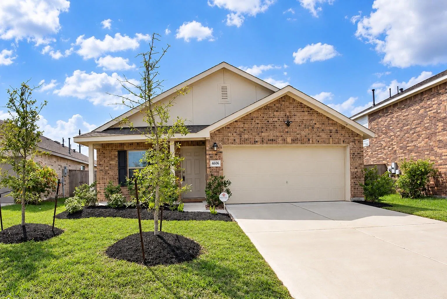 3 bed, 2.0 bath, 1535 sqft, $2,000 — Photo 3