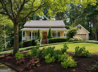 1052 Evelyn Ln, Lilburn, GA 30047