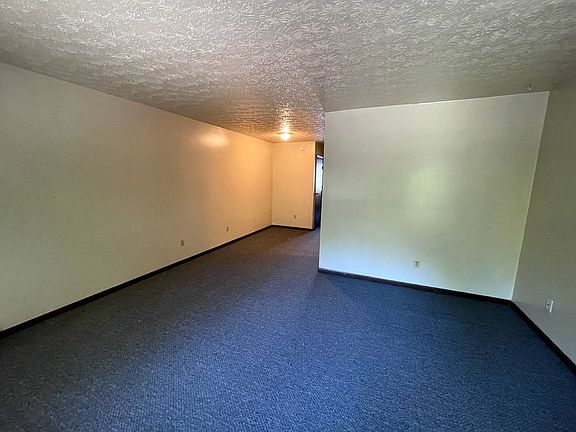 5th image of 680 Hancock Ave #K