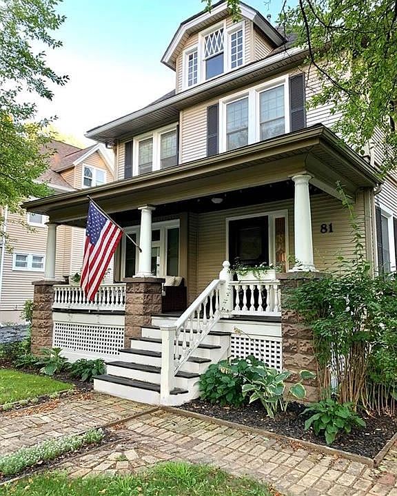 81 W Church St, Fairport, NY 14450 Zillow