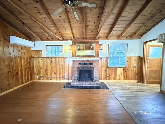 4th image of 54605 N Circle Dr #7