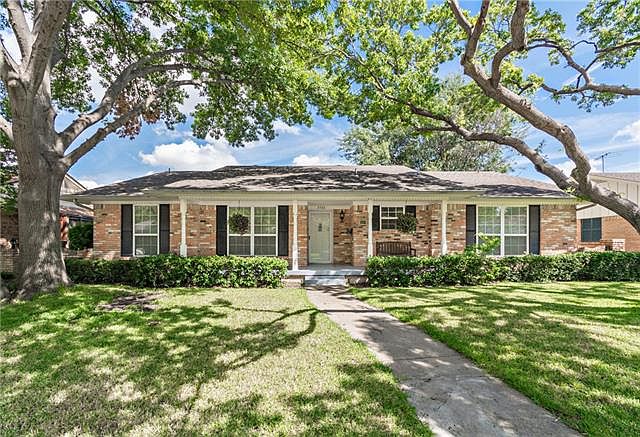 1st image of 7731 La Avenida Dr