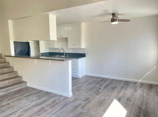 1425 N Los Robles Ave #16, Pasadena, CA 91104
