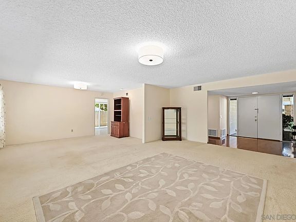 5th image of 17506 Plaza Karena