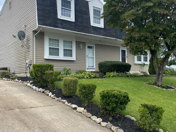 102 Stillmeadow Dr, Joppa, MD 21085