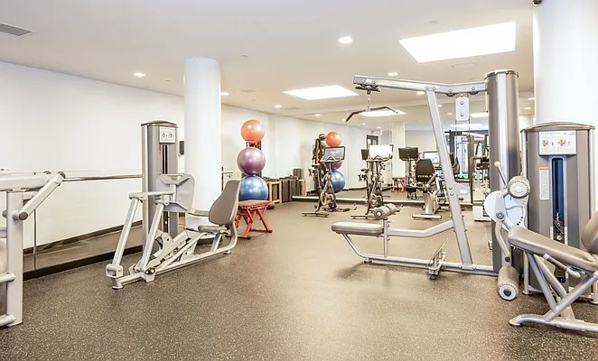 Sold by Living New York | media 15