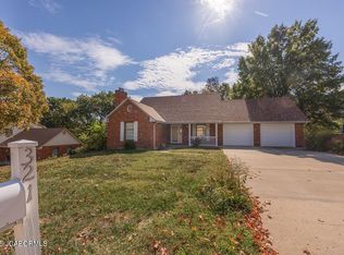 321 Joe Ln, Jefferson City, MO 65101