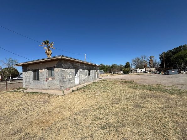 525 Center Way