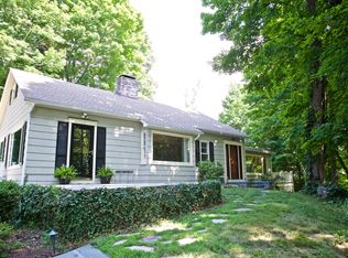 49 Newtown Ave, Norwalk, CT 06851