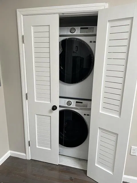 2 bed, 700 sqft, $3,500 — Photo 4