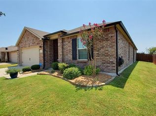 1301 Wysteria Ln, Burleson, TX 76028