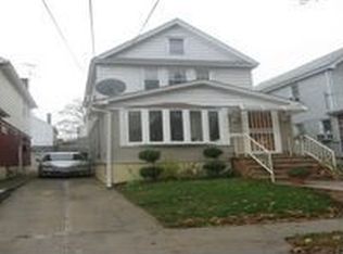 6234 84th St, Middle Village, NY 11379