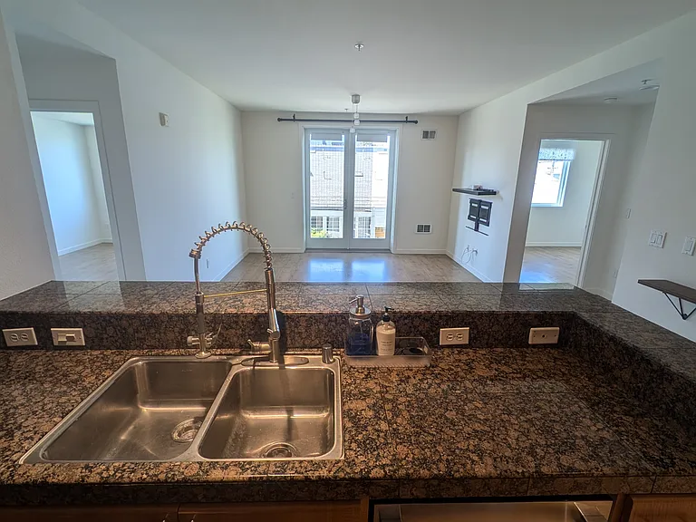 3090 Glascock St #210 — Photo 6