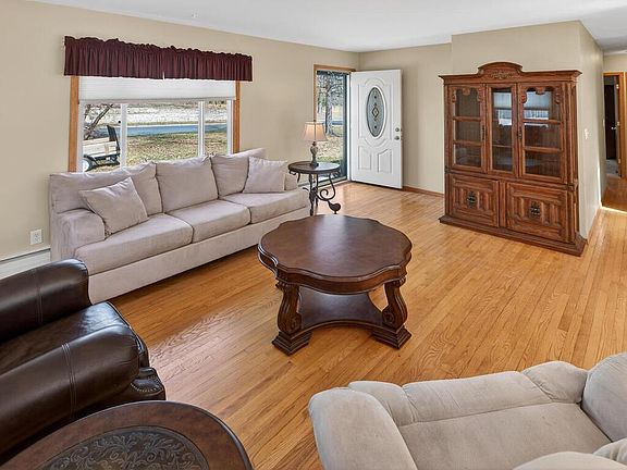 5th image of 8701 Green Haven Dr
