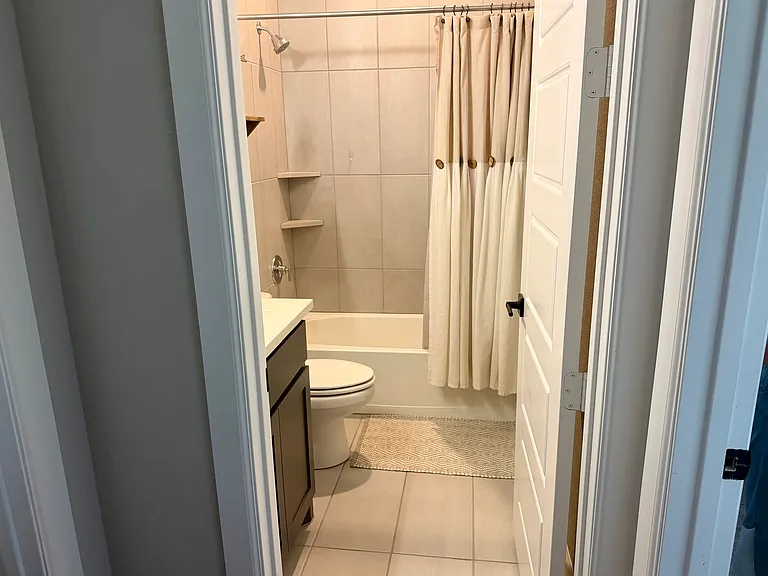 2413 Stella Ln — Photo 10