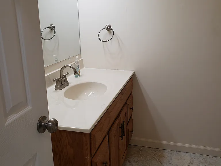 downstairs full bathroom