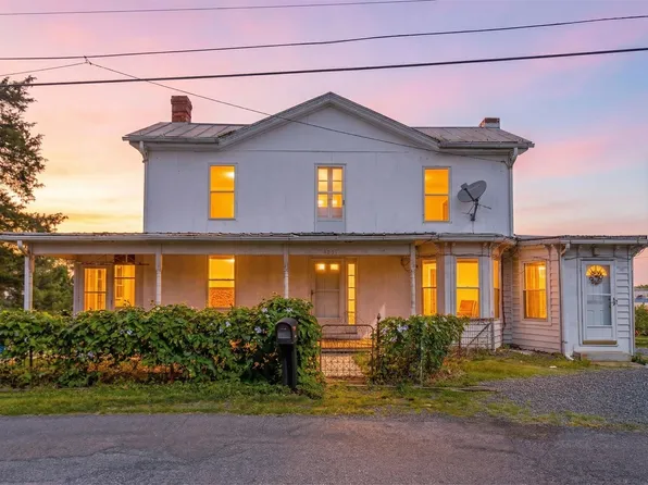 2061 Cecil Wampler Rd, Mount Crawford, VA 22841
