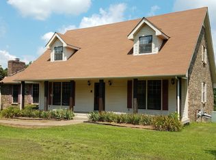 981 Wayne F Mill Rd, Dickson, TN 37055