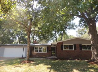809 Doerwood Ct, Saint Louis, MO