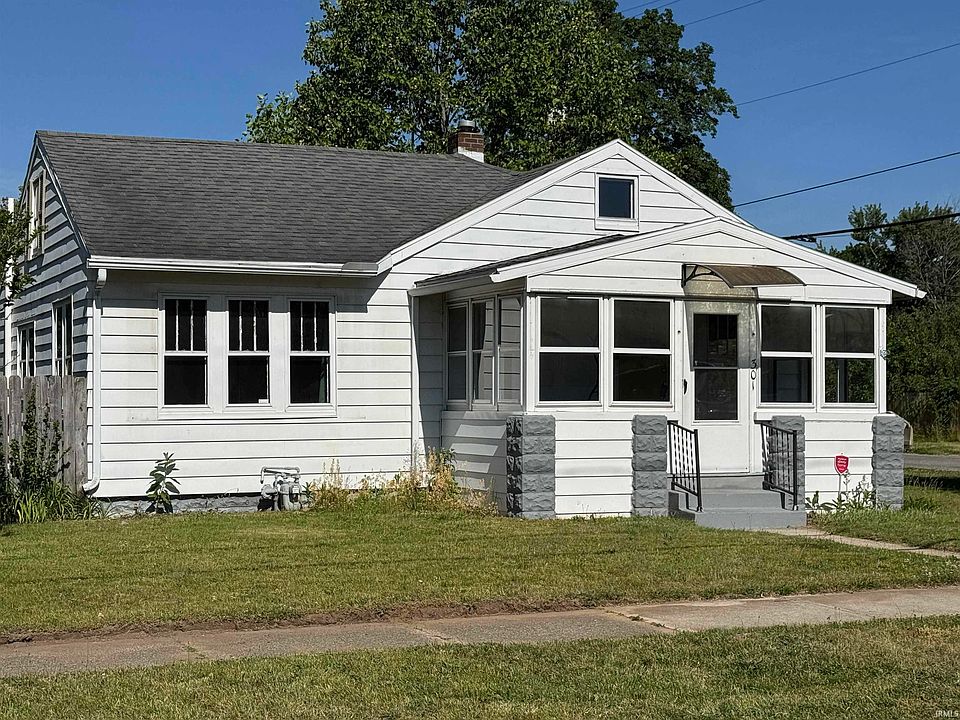 1st image of 301 S 35th St