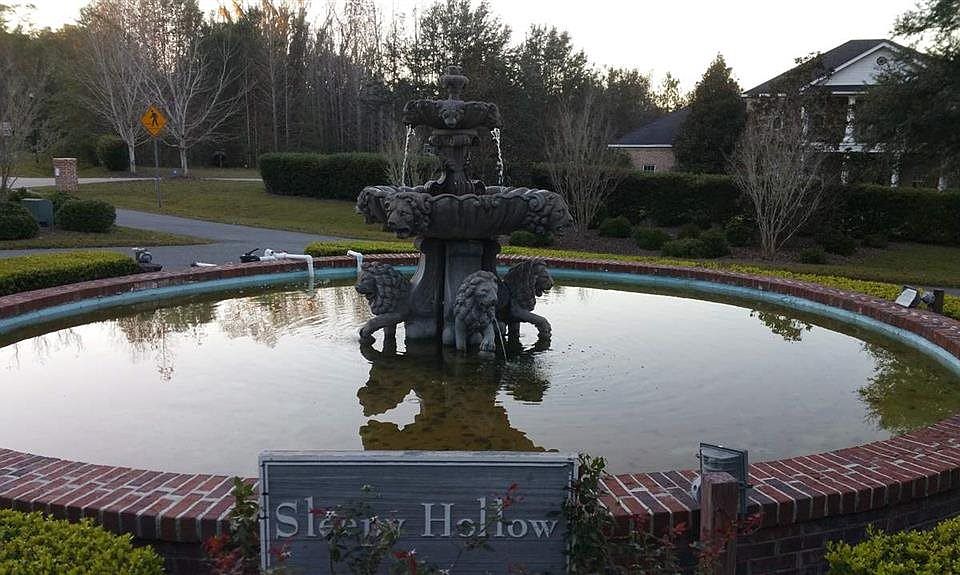1st image of 7132 Sleepy Hollow Cir