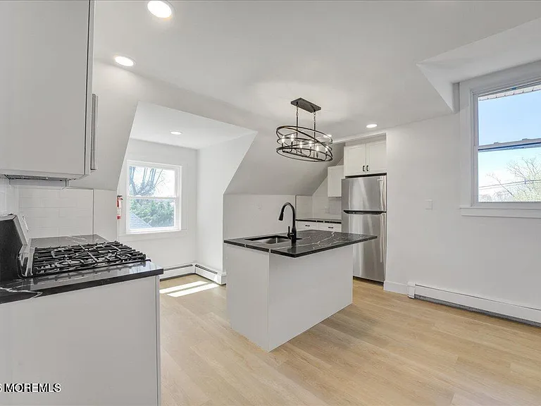 295 Westwood Ave #4 — Photo 9