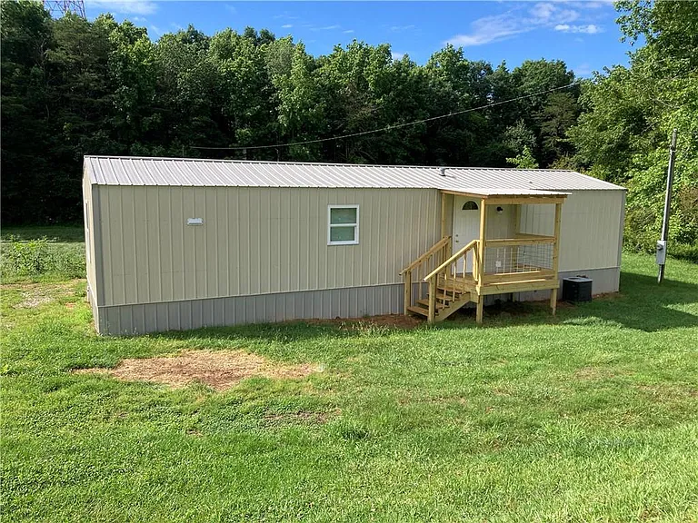 1496 Cleveland Hwy — Photo 20