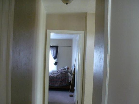 5th image of 3924 E Whitmore Ave