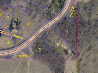 10A3 E Apple Canyon Rd, Apple River, IL 61001