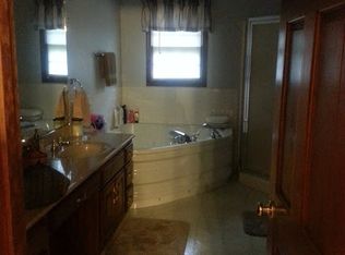 90 Booth Field Rd, Owensboro, KY 42301