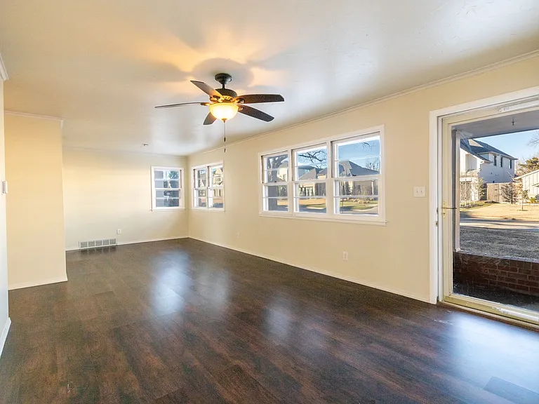 2730 W Country Club Dr — Photo 18