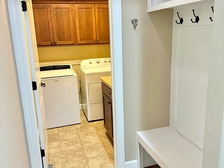 916 Diamondhead Dr — Photo 7