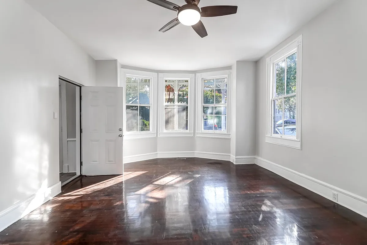 Living room - 257 Coming St #A