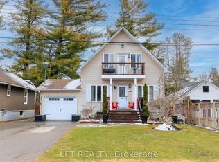 11 Hardwood Dr, Georgina, ON