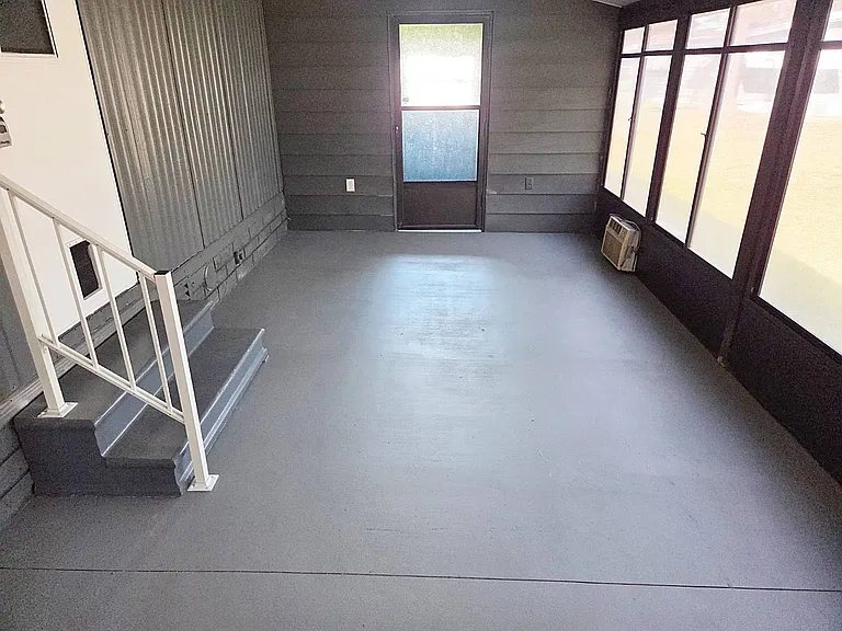 1077 Quail Dr — Photo 18